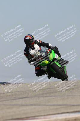 media/Mar-24-2025-2WTD (Mon) [[55b4b08488]]/B Group/1120am (Outside Grapevine)/